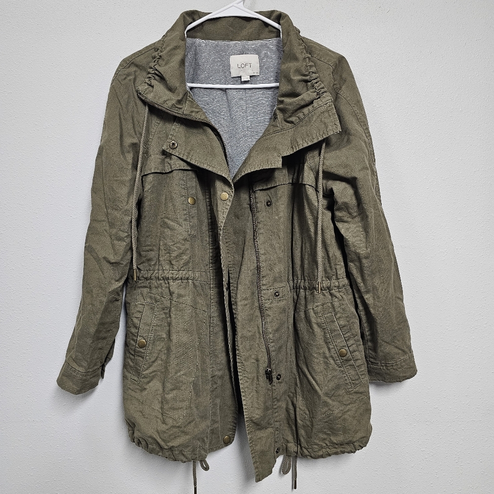 LOFT Olive Green Lined Jacket size medium Petite